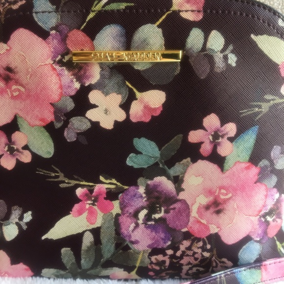 Purse - Picture 2 of 2